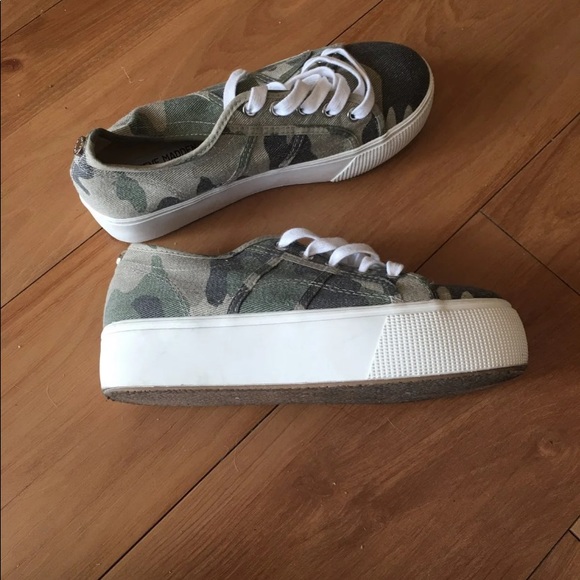 Steve Madden Emma camo sneakers - Picture 2 of 5